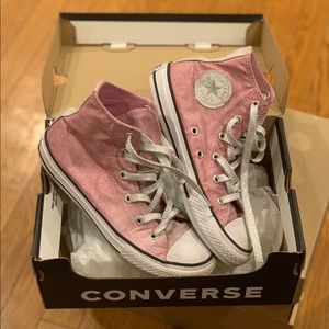 Converse CTAS pink shimmer, silver, girls sz1